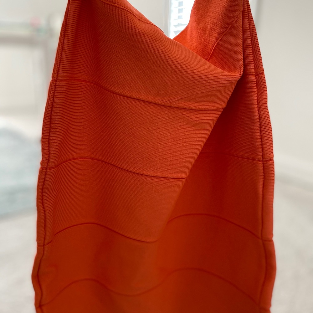 BCBG Bandage Skirt !